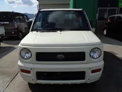Daihatsu Naked