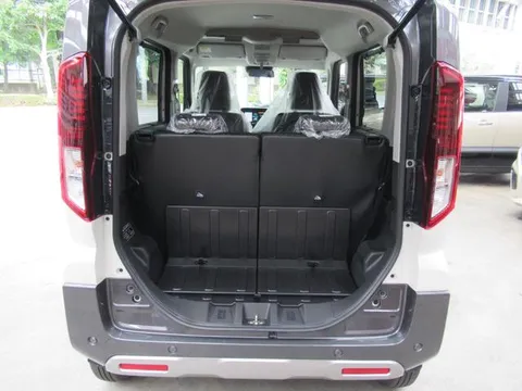 Suzuki Spacia Gear