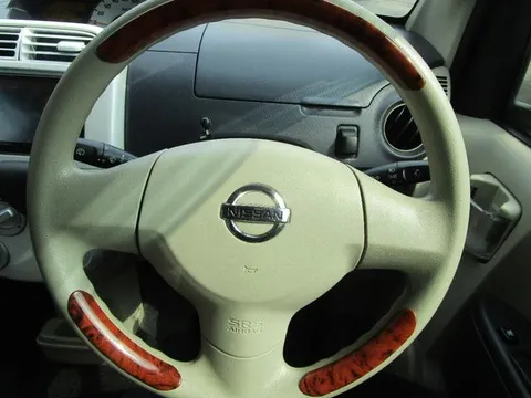 Nissan Otti