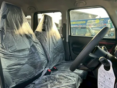 Suzuki Spacia Custom