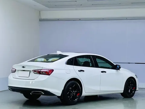 Chevrolet Malibu XL