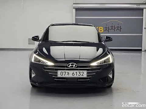 Hyundai Elantra (Avante)