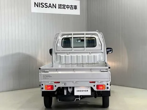 Nissan Clipper Truck