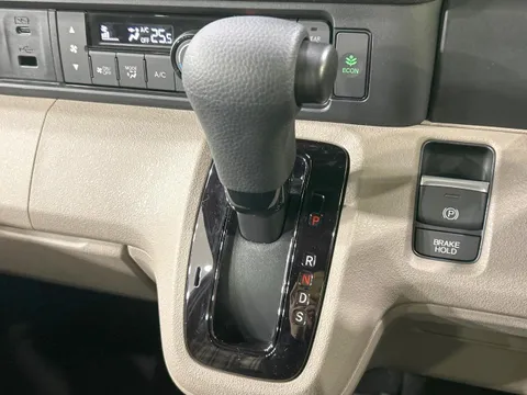 Honda N-BOX Joy