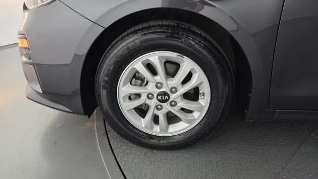 Kia Cerato (K3)