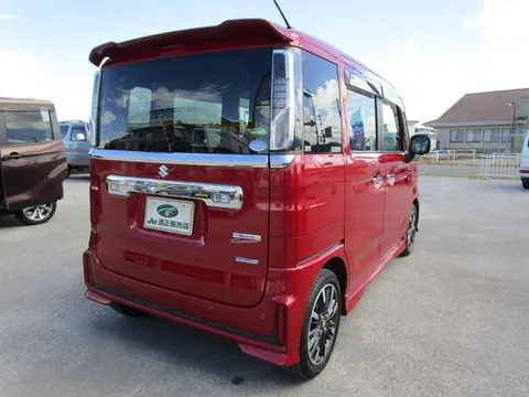 Suzuki Spacia Custom