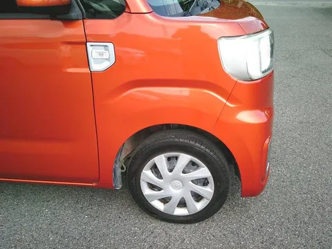 Toyota Pixis Mega