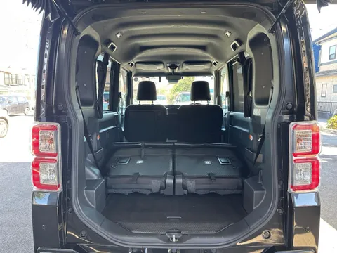 Toyota Pixis Mega