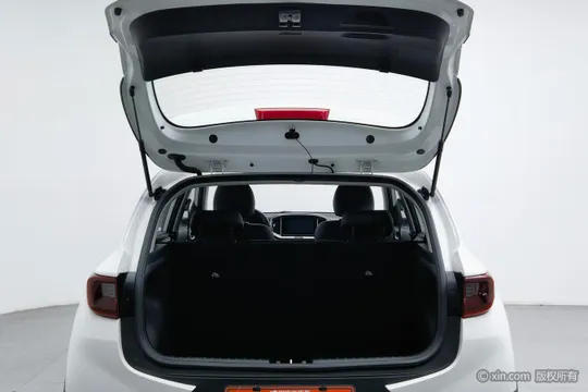 Kia KX1