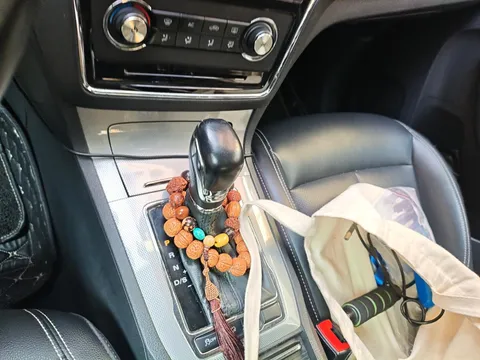 Roewe RX5