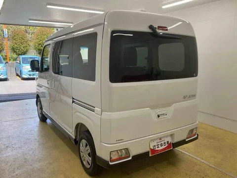 Daihatsu Atrai