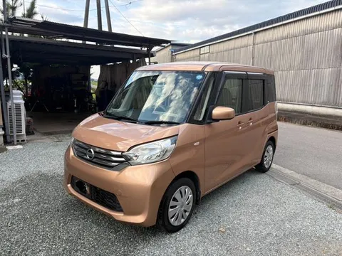 Nissan Dayz Roox