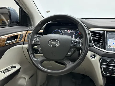 Gac GS8