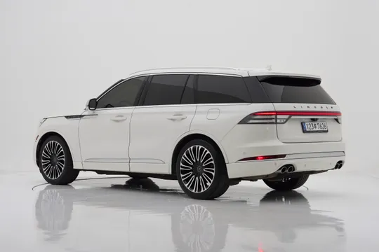 Lincoln Aviator