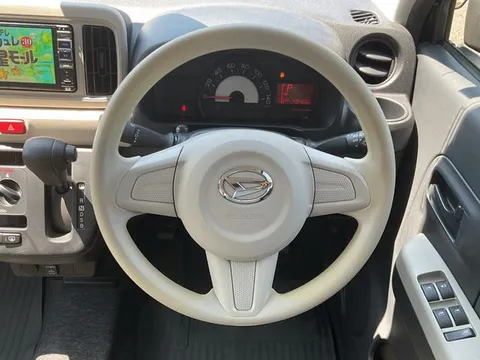 Daihatsu Mira Tocot