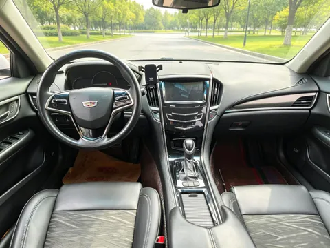 Cadillac ATS-L