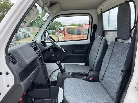 Nissan Clipper Truck