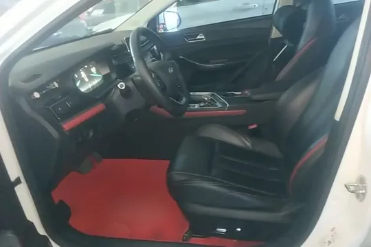 Chery Arrizo 5 Plus