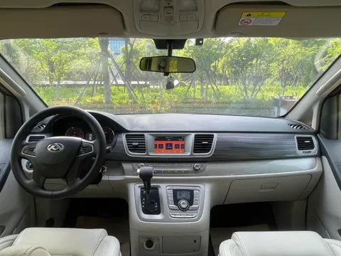 Maxus G10