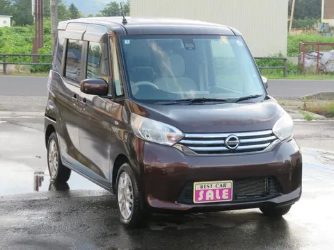 Nissan Dayz Roox