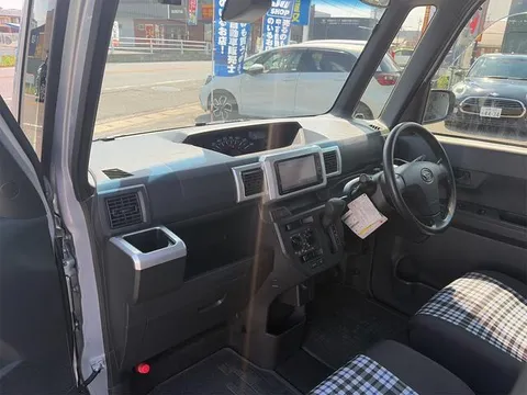 Daihatsu Hijet Caddie