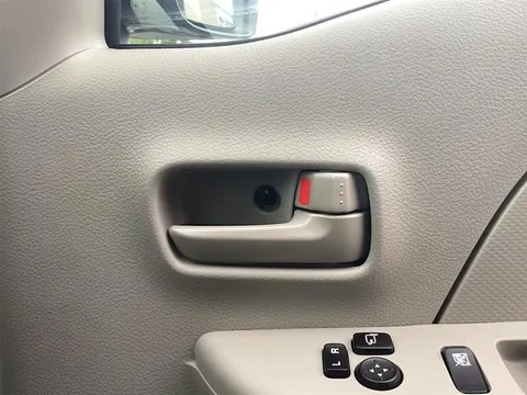 Nissan Clipper Van