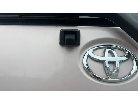 Toyota Pixis Space
