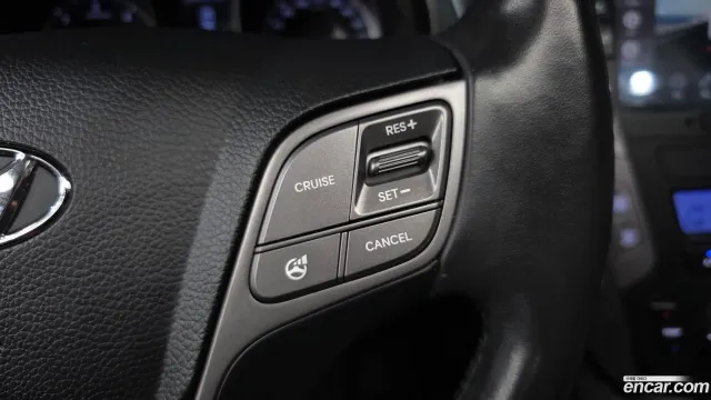 Hyundai Grand Santa Fe (Maxcruz)