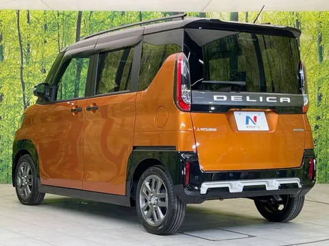 Mitsubishi Delica Mini