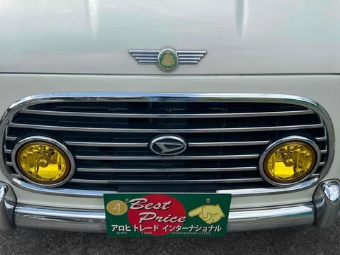 Daihatsu Mira Gino