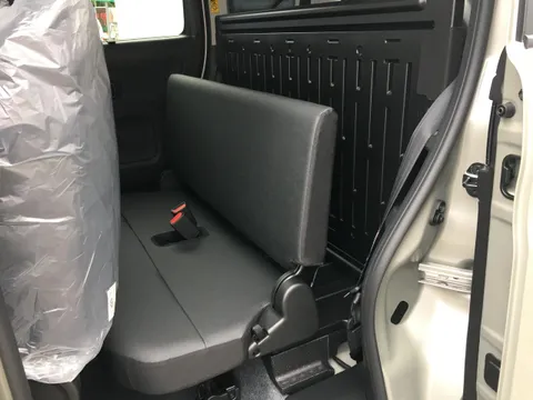 Suzuki Spacia Base