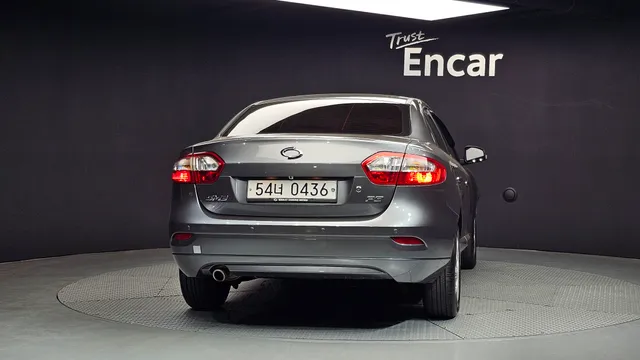 Renault SM3