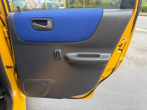 Subaru Pleo