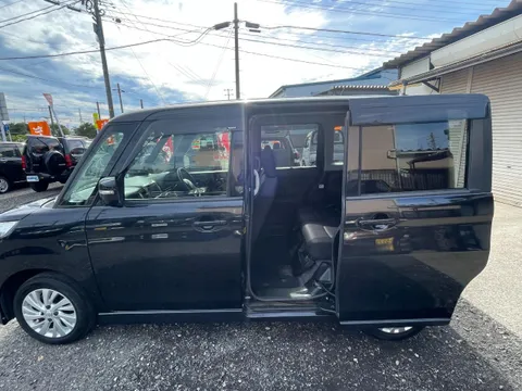 Suzuki Spacia Custom Z