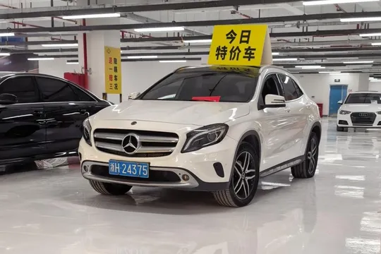 Mercedes-Benz GLA-Class