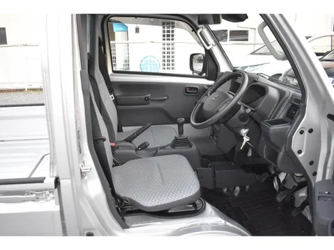 Mitsubishi Minicab Truck