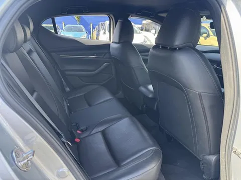 Mazda MAZDA3 Fastback