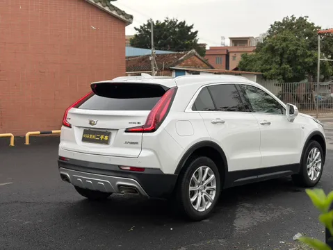 Cadillac XT4