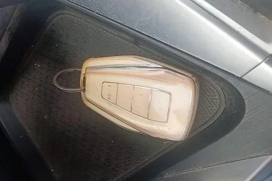 Geely Binray
