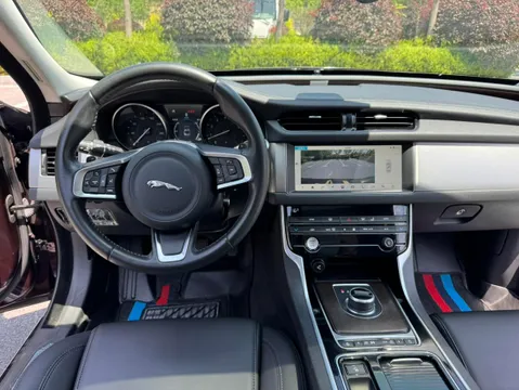 Jaguar XFL
