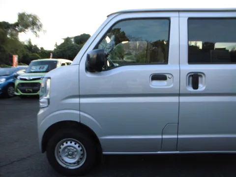 Nissan Clipper