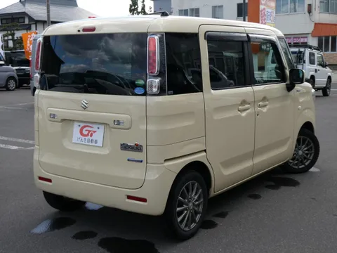 Suzuki Spacia