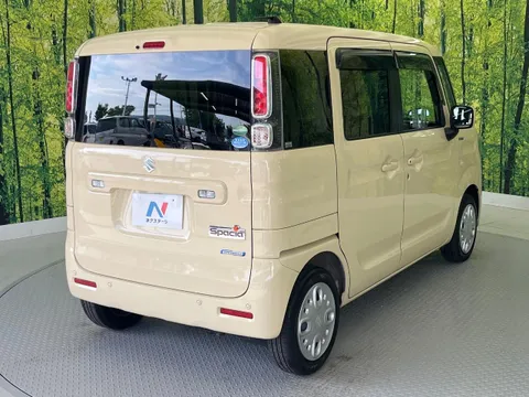 Suzuki Spacia
