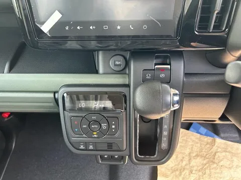 Suzuki Spacia Gear