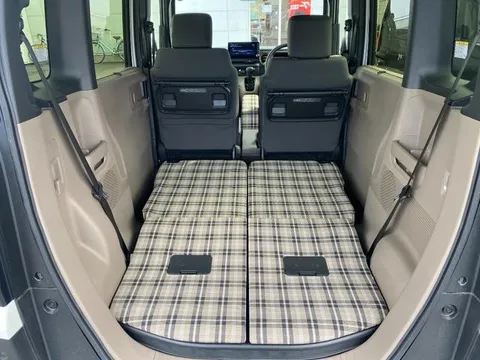 Honda N-BOX Joy