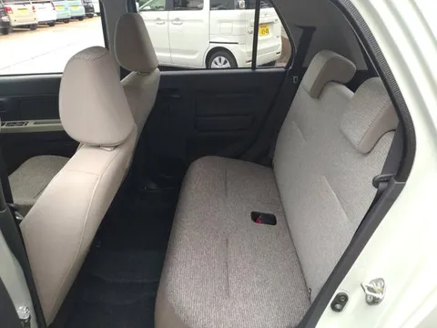 Daihatsu Mira Tocot