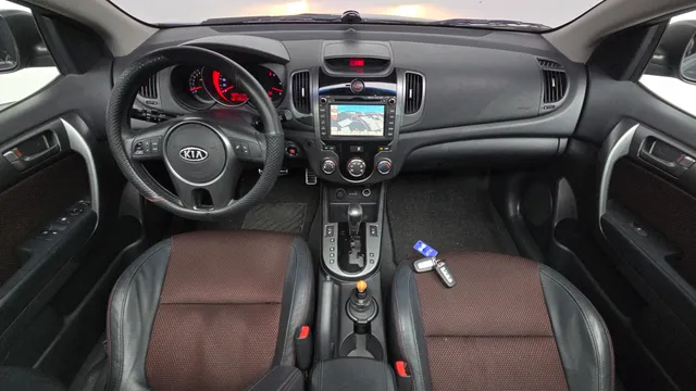 Kia Cerato (Forte)