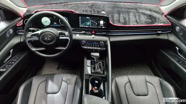 Hyundai Elantra (Avante)