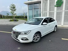 Roewe i5