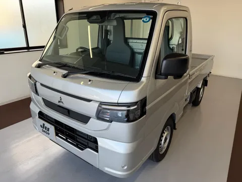 Mitsubishi Minicab Truck